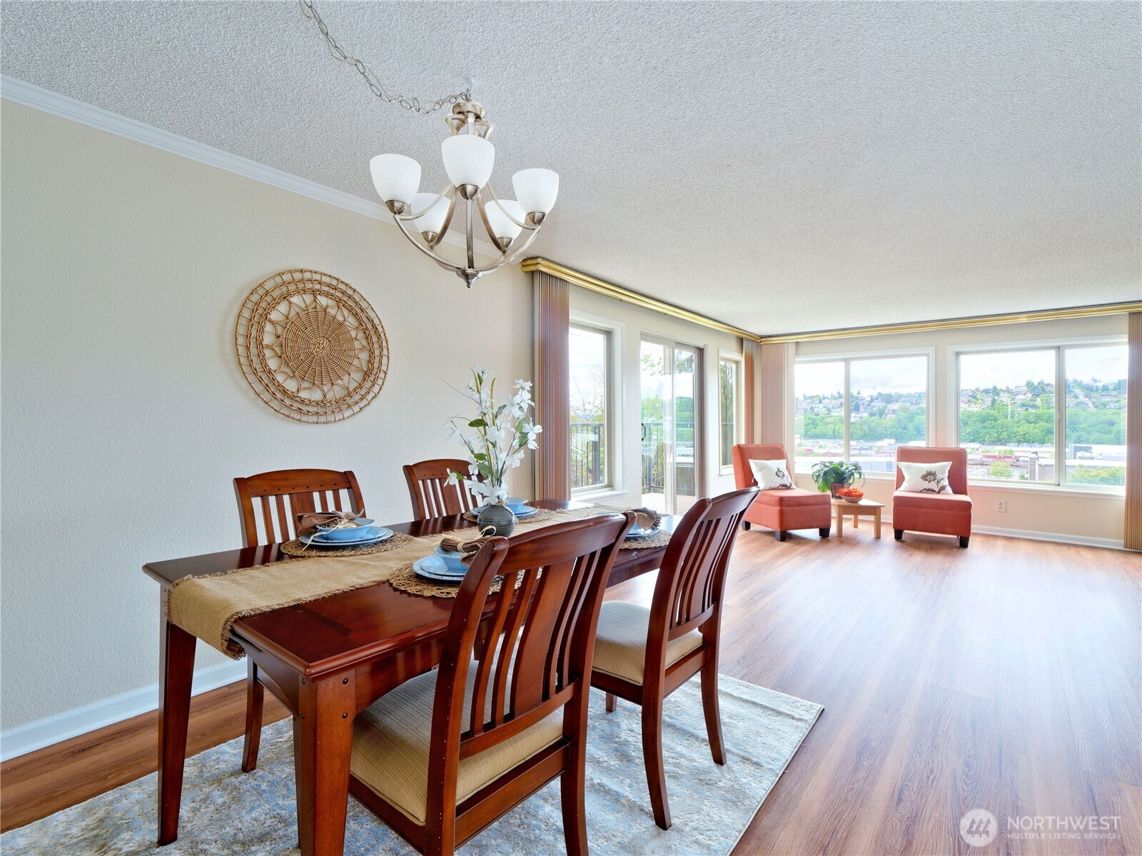 2219 13th Avenue W 1