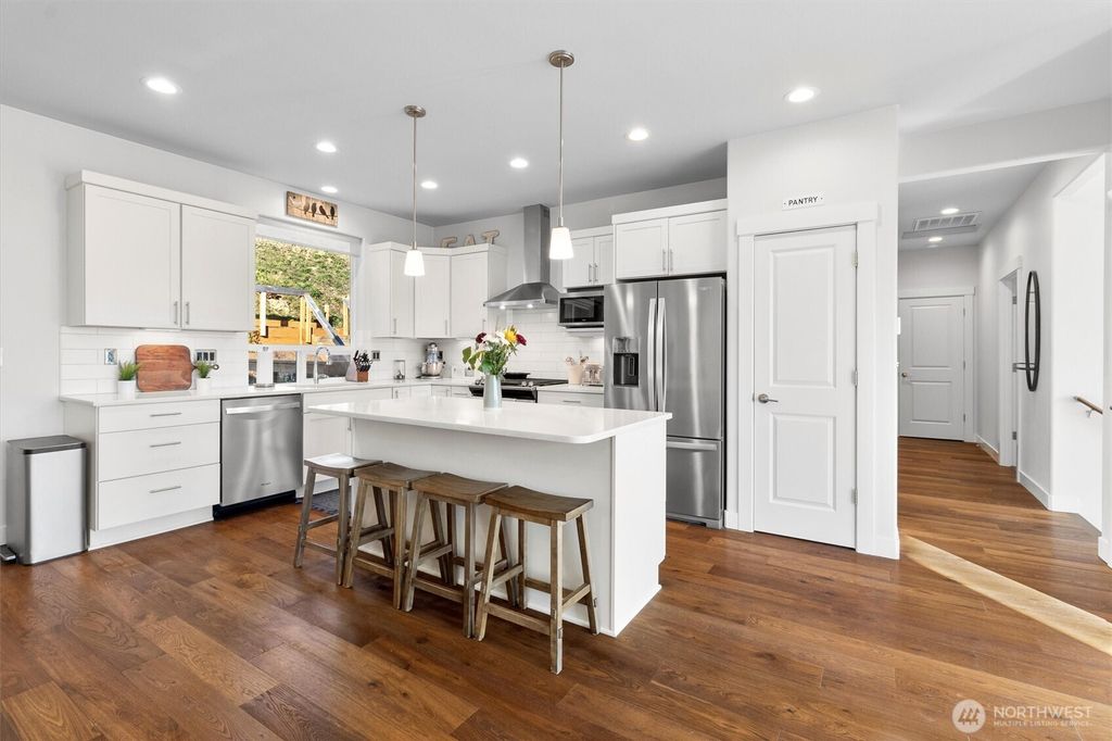 Photo of 2102 Burrows Court, Bellingham, WA 98229 (MLS # 2443664)