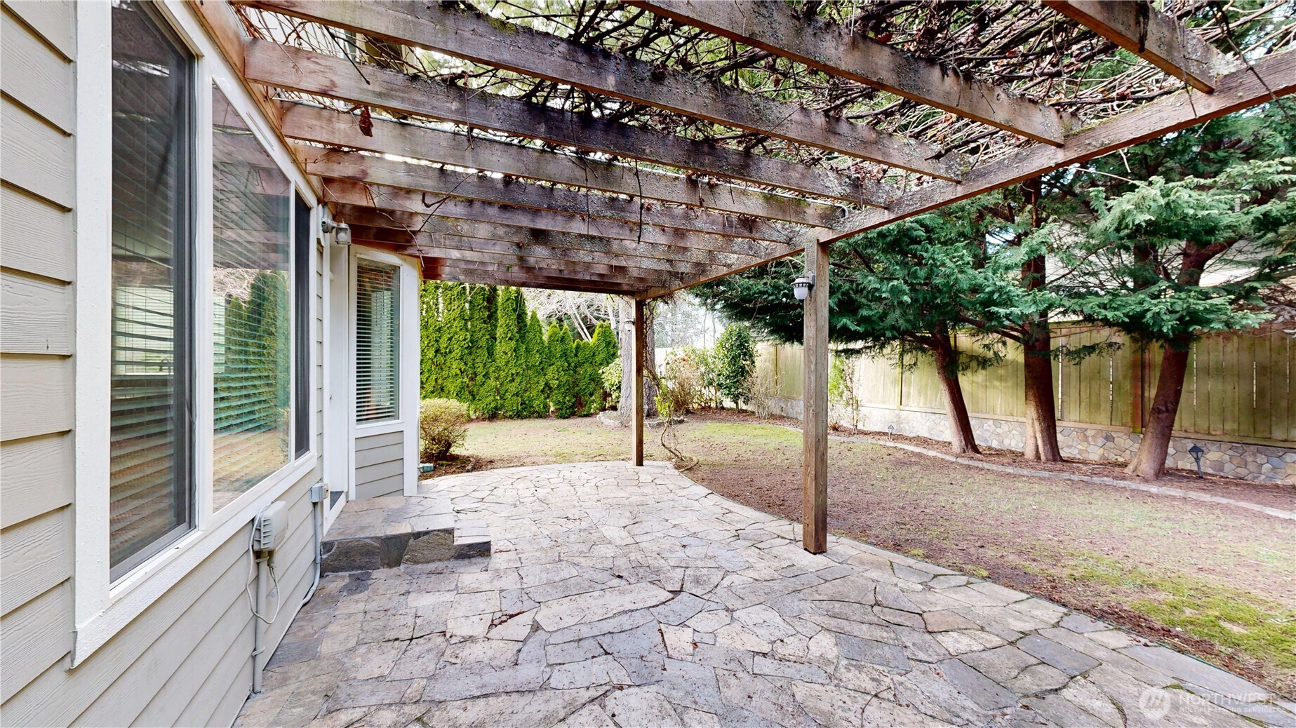 5805 Ashbourne Lane SE