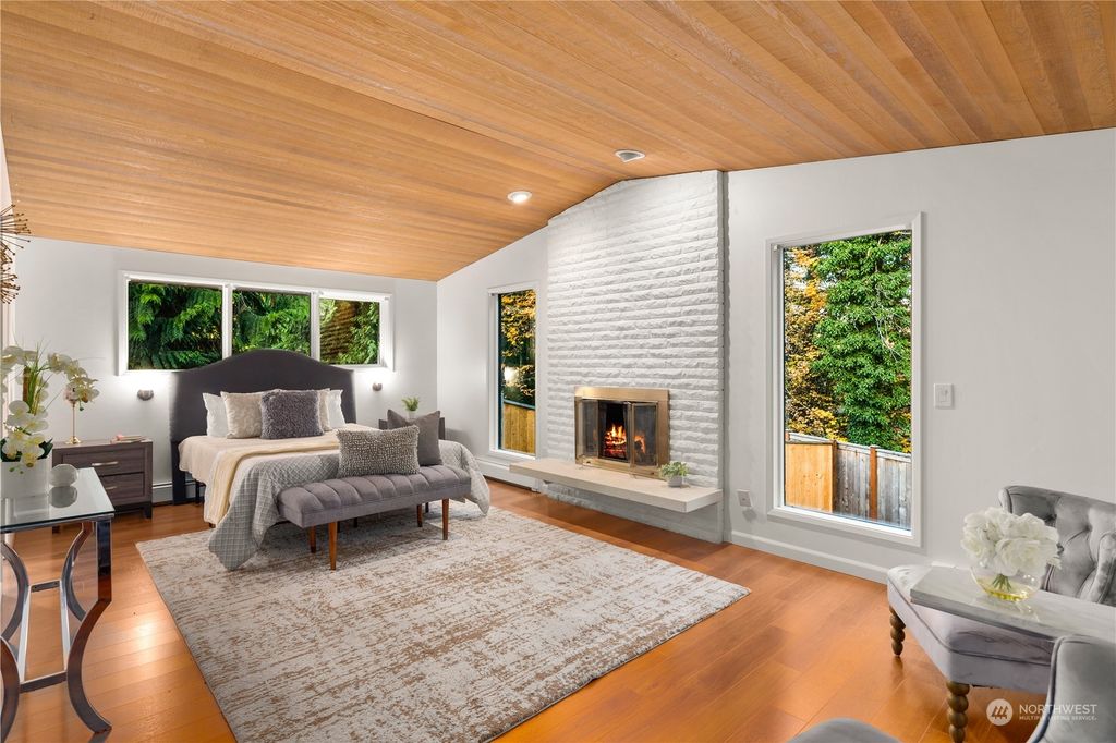 Photo of 11030 Circle Drive, Bothell, WA 98011 (MLS # 2016815)