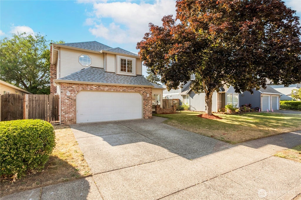 Photo of 1712 SE Solomon Loop, Vancouver, WA 98683 (MLS # 2503558)