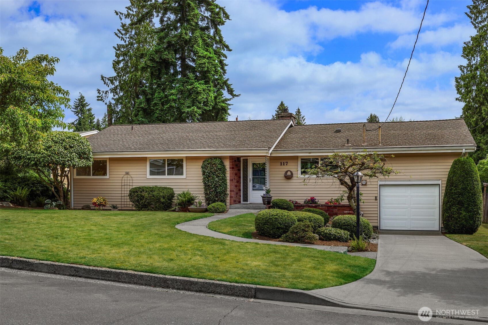 117 N 178th Street