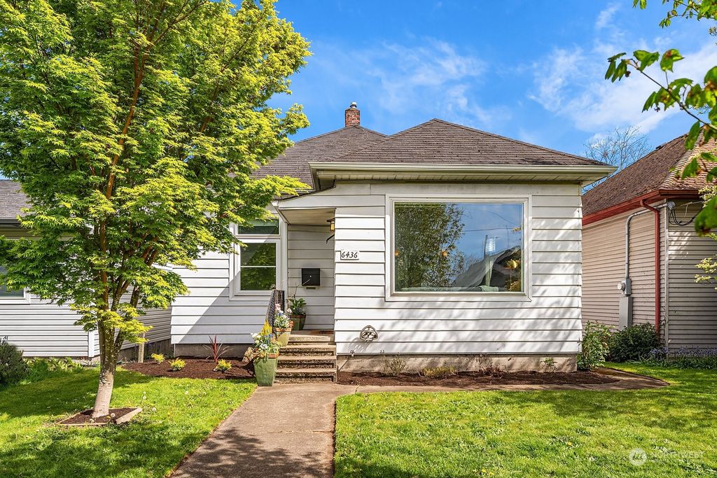 Photo of 6436 Flora Avenue S, Seattle, WA 98108 (MLS # 2223861)