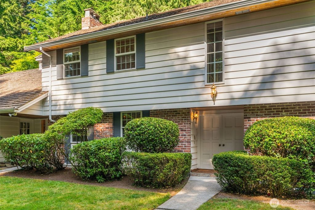 Photo of 10915 N Deer Drive, Woodway, WA 98020 (MLS # 2389144)