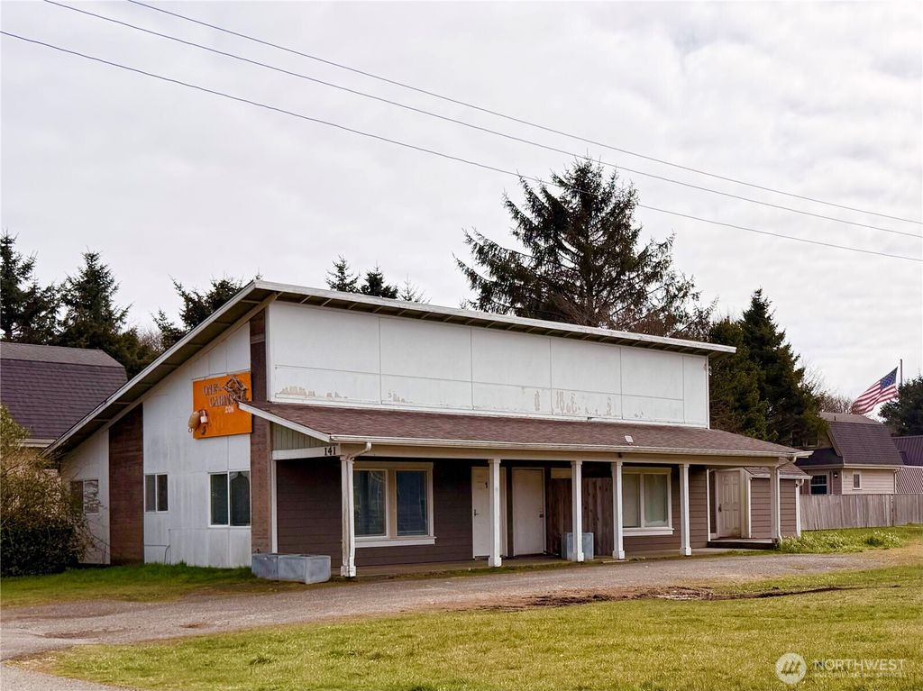 Photo of 141 Barnacle Street NW, Ocean Shores, WA 98569 (MLS # 2498408)