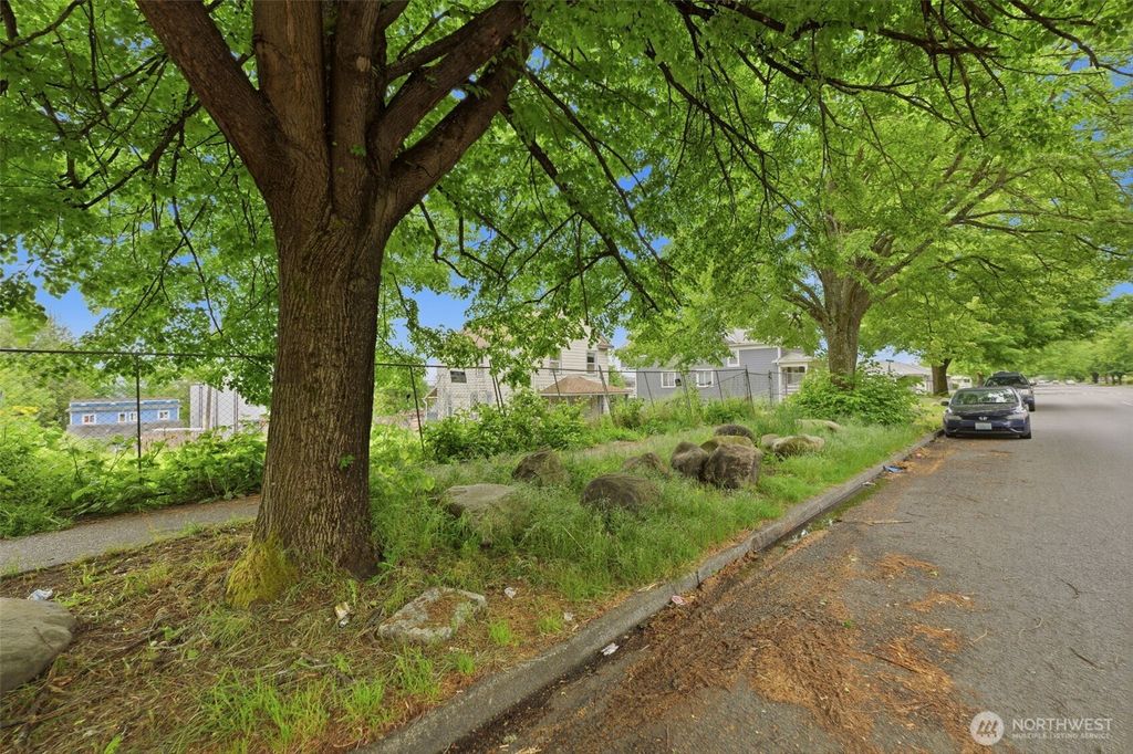 Photo of 1617 Yakima Avenue, Tacoma, WA 98405 (MLS # 2525974)