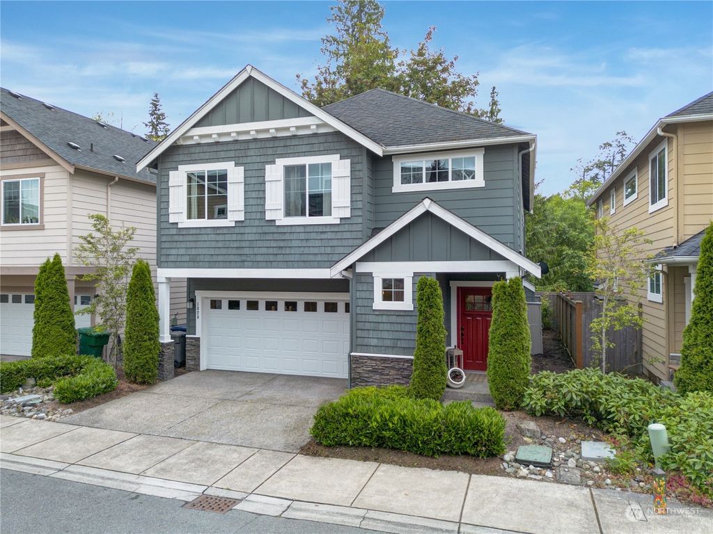 Photo of 1828 146th Pl SW Pl, Lynnwood, WA 98087 (MLS # 2264630)