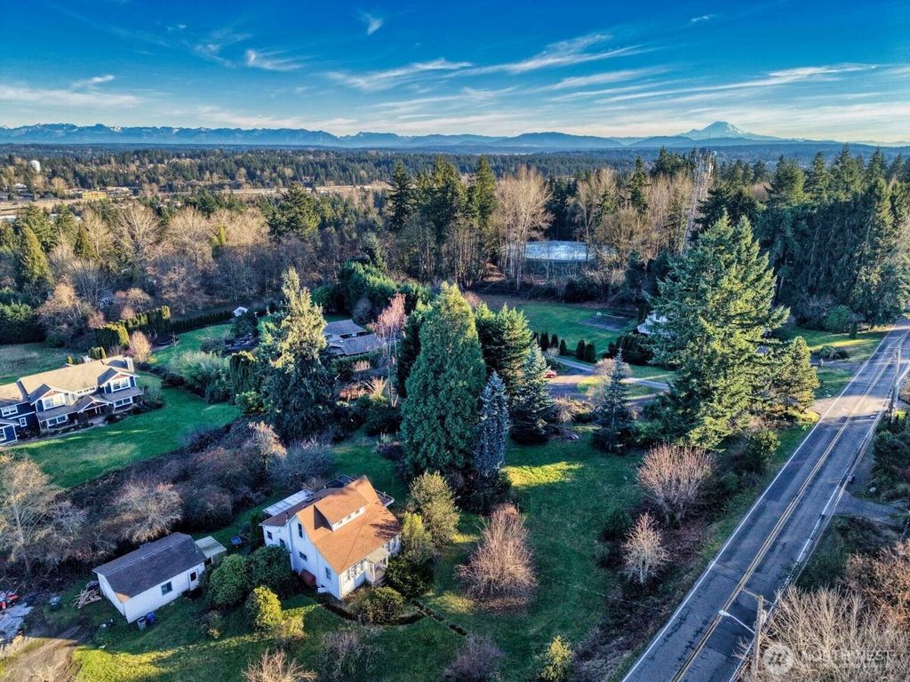 Photo of 16414 104th Avenue NE, Bothell, WA 98011 (MLS # 2469847)