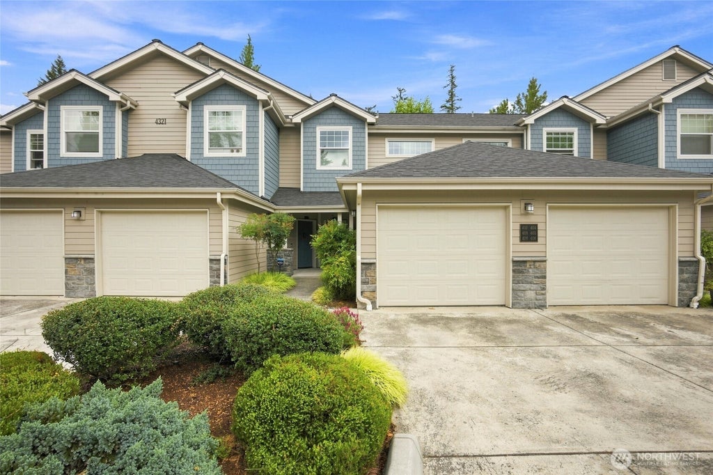 Photo of 4321 Issaquah-Pine Lake Road SE #407, Sammamish, WA 98075 (MLS # 2577040)