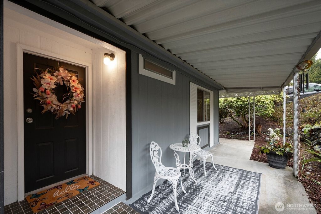 Photo of 2500 S 370th Street #161, Federal Way, WA 98003 (MLS # 2491621)