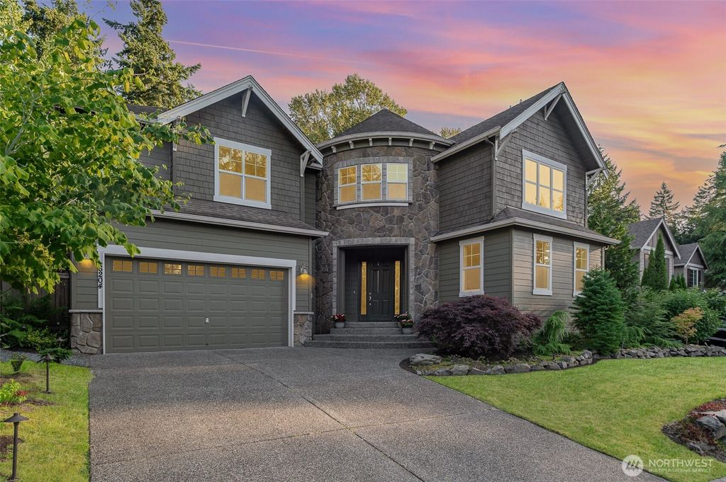 Photo of 8204 135th Place SE, Snohomish, WA 98296 (MLS # 2407881)
