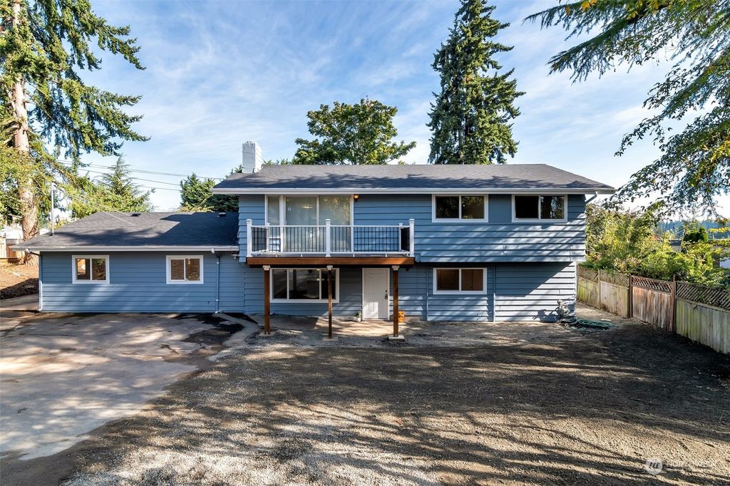 Photo of 23103 80th Place W, Edmonds, WA 98026 (MLS # 2168657)