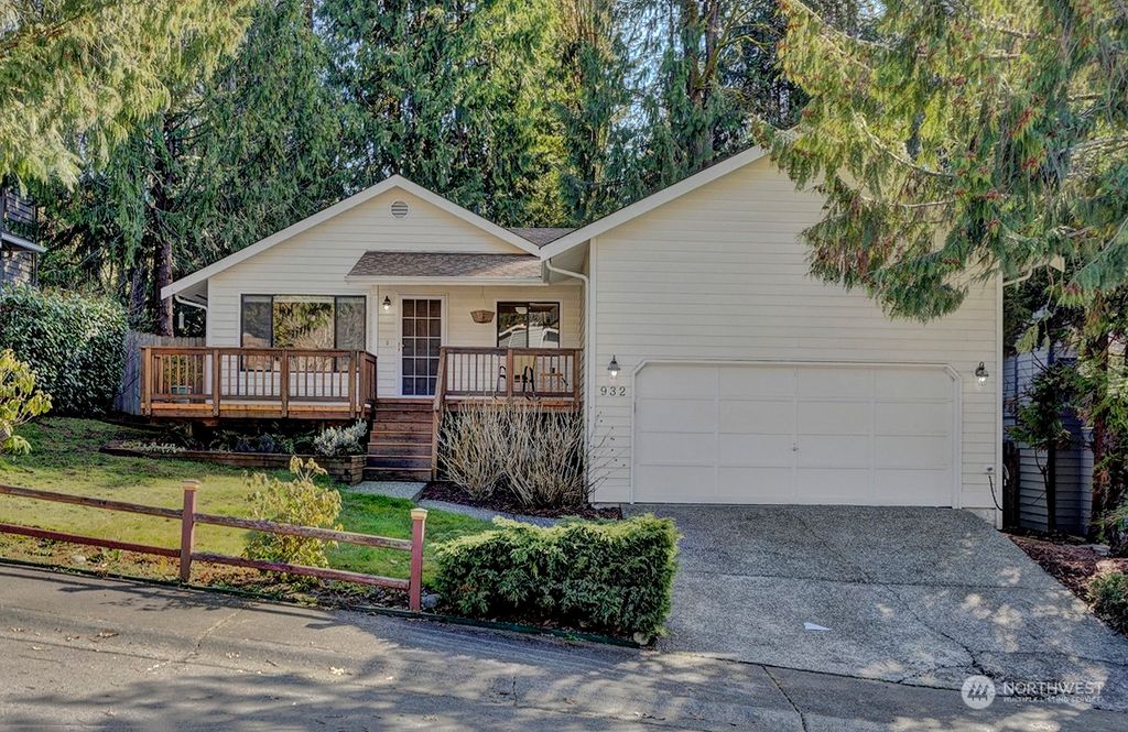 Photo of 932 214th Place SW, Lynnwood, WA 98036 (MLS # 2048234)