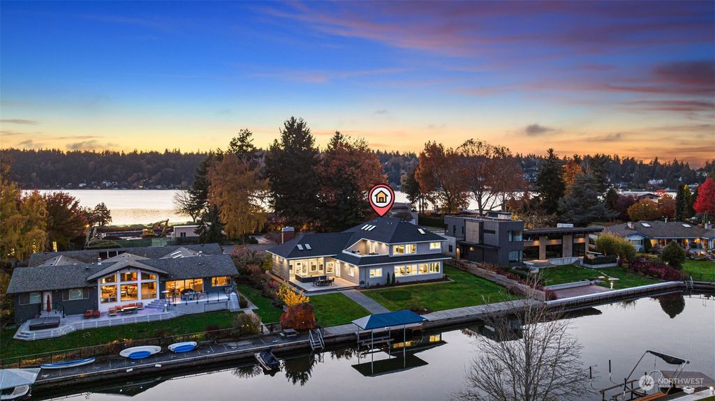 Photo of 81 Cascade Key Ky, Bellevue, WA 98006 (MLS # 2207799)
