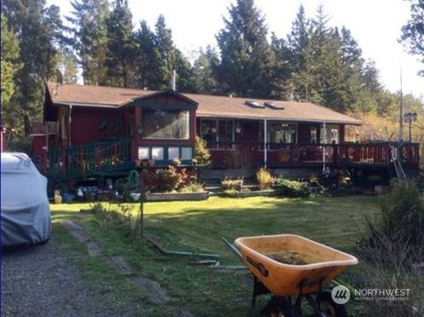 Photo of 15308 Pacific Highway, Long Beach, WA 98631 (MLS # 2150726)