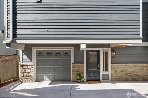 Photo of 3829 Ashworth Avenue N #B, Seattle, WA 98103 (MLS # 2580278)