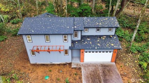 Photo of 8 Shetland Court, Bellingham, WA 98229 (MLS # 2454751)