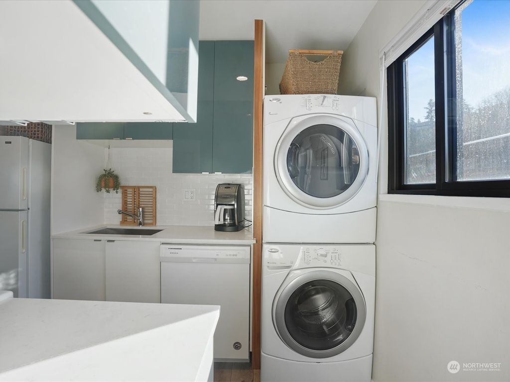 Photo of 2534 56th Avenue SW, Seattle, WA 98116 (MLS # 2203057)