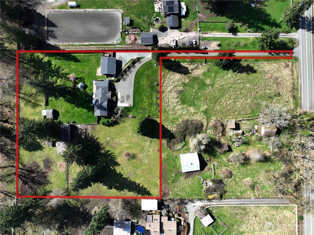 Photo of 16005 SE Lake Holm Road, Auburn, WA 98092 (MLS # 2352256)