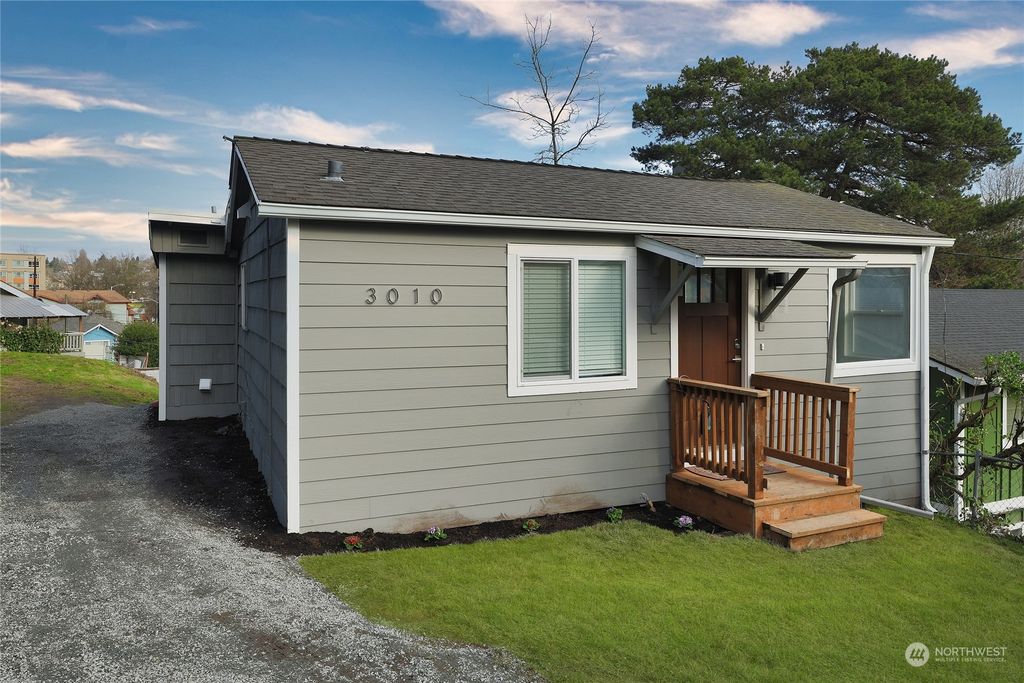 Photo of 3010 S Court Street, Seattle, WA 98144 (MLS # 2198515)