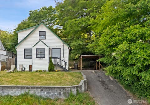 Photo of 1205 Oyster Bay Avenue S, Bremerton, WA 98312 (MLS # 2531694)