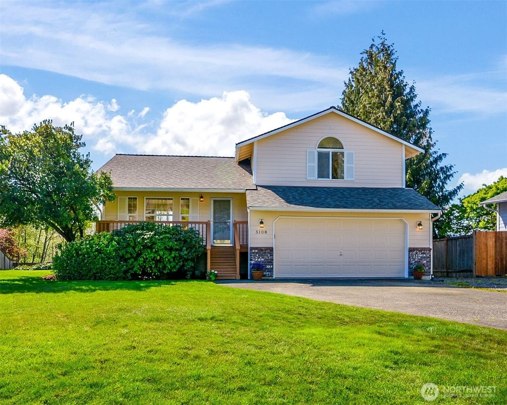 Photo of 5108 70th Drive NE, Marysville, WA 98270 (MLS # 2507430)
