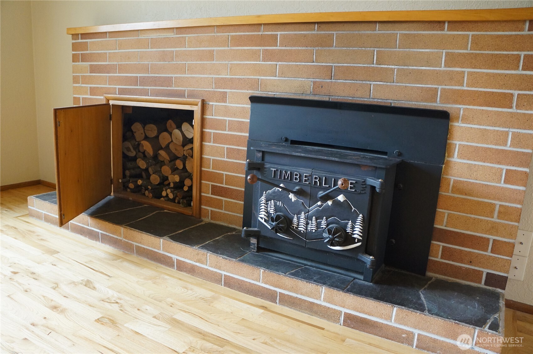 12019 Bingham Avenue E