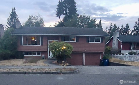 Photo of 1822 N Bristol Street, Tacoma, WA 98406 (MLS # 2576147)