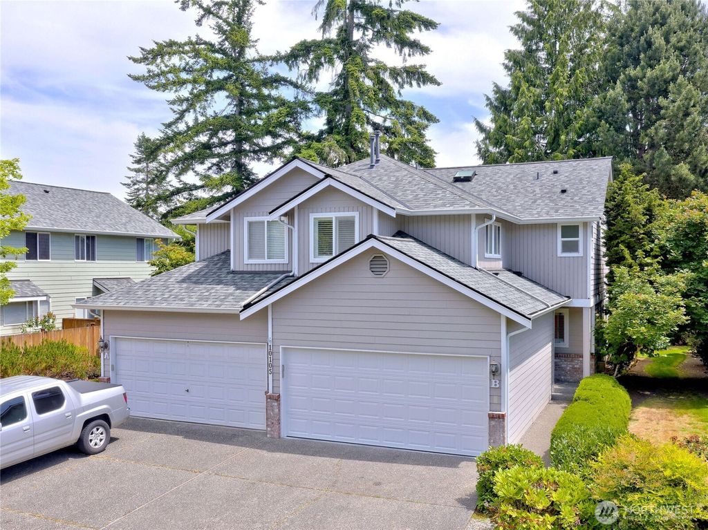 Photo of 10105 6th Drive SE #B, Everett, WA 98208 (MLS # 2391844)