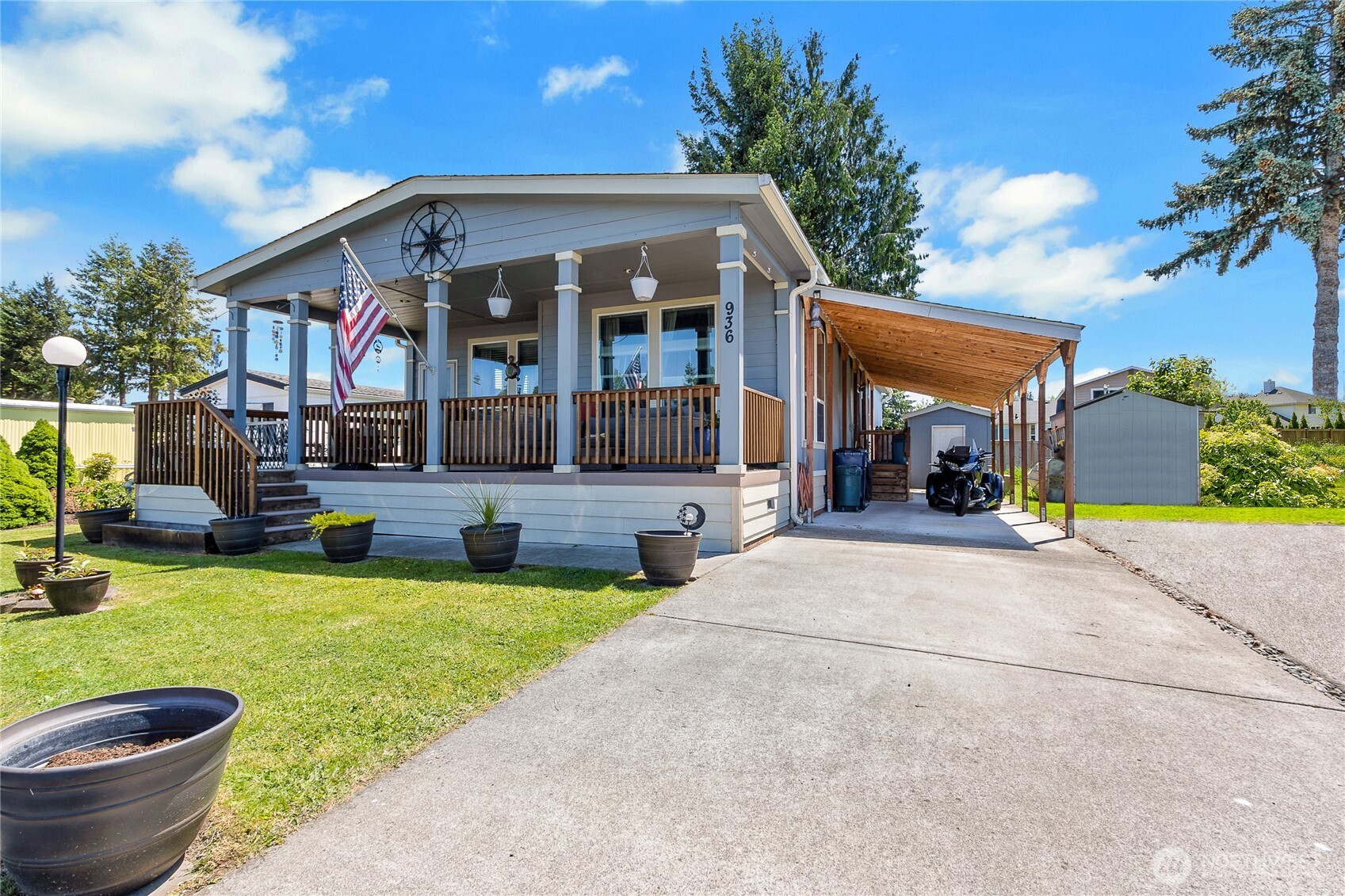 936 Mountain Villa Drive