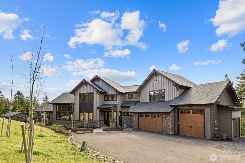 40 Eagle Ridge Drive