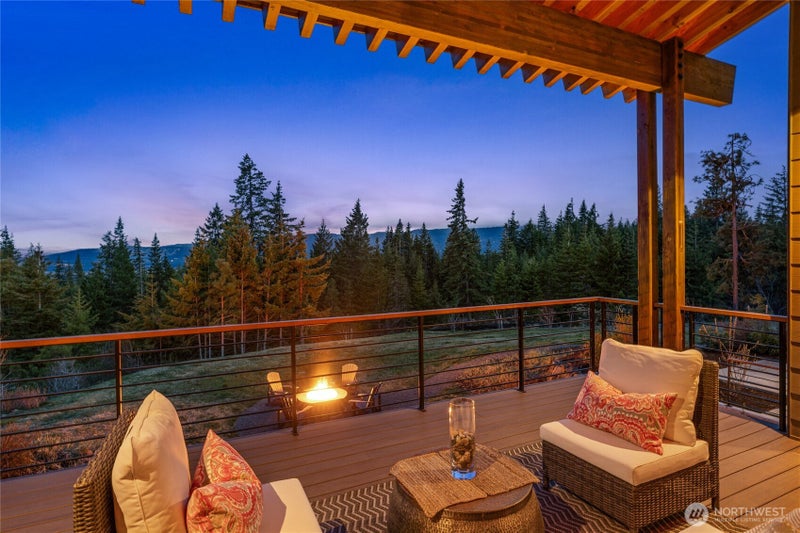 40 Eagle Ridge Drive
