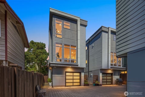 Photo of 2450 NW 61st Street, Seattle, WA 98107 (MLS # 2573650)