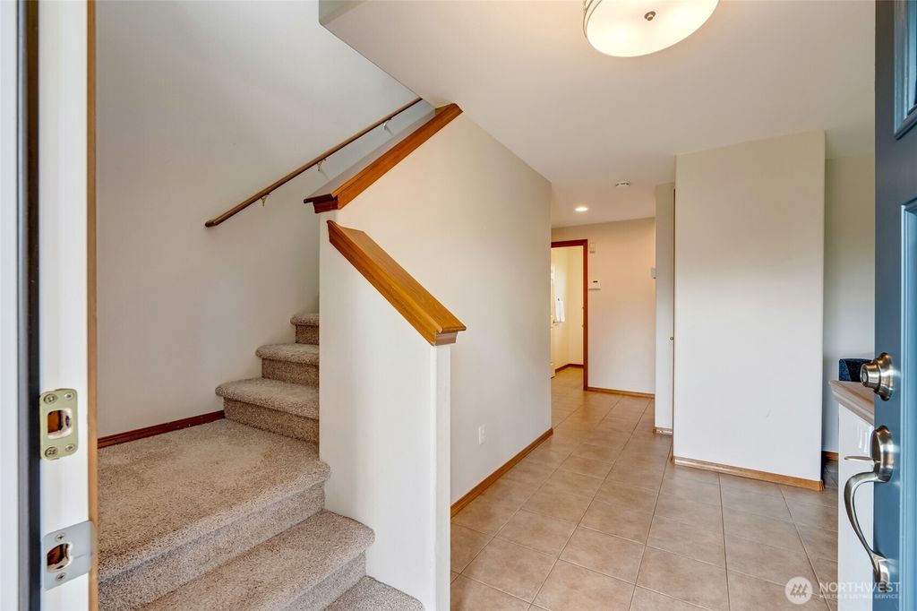 Photo of 632 97th Avenue SE, Lake Stevens, WA 98258 (MLS # 2394081)