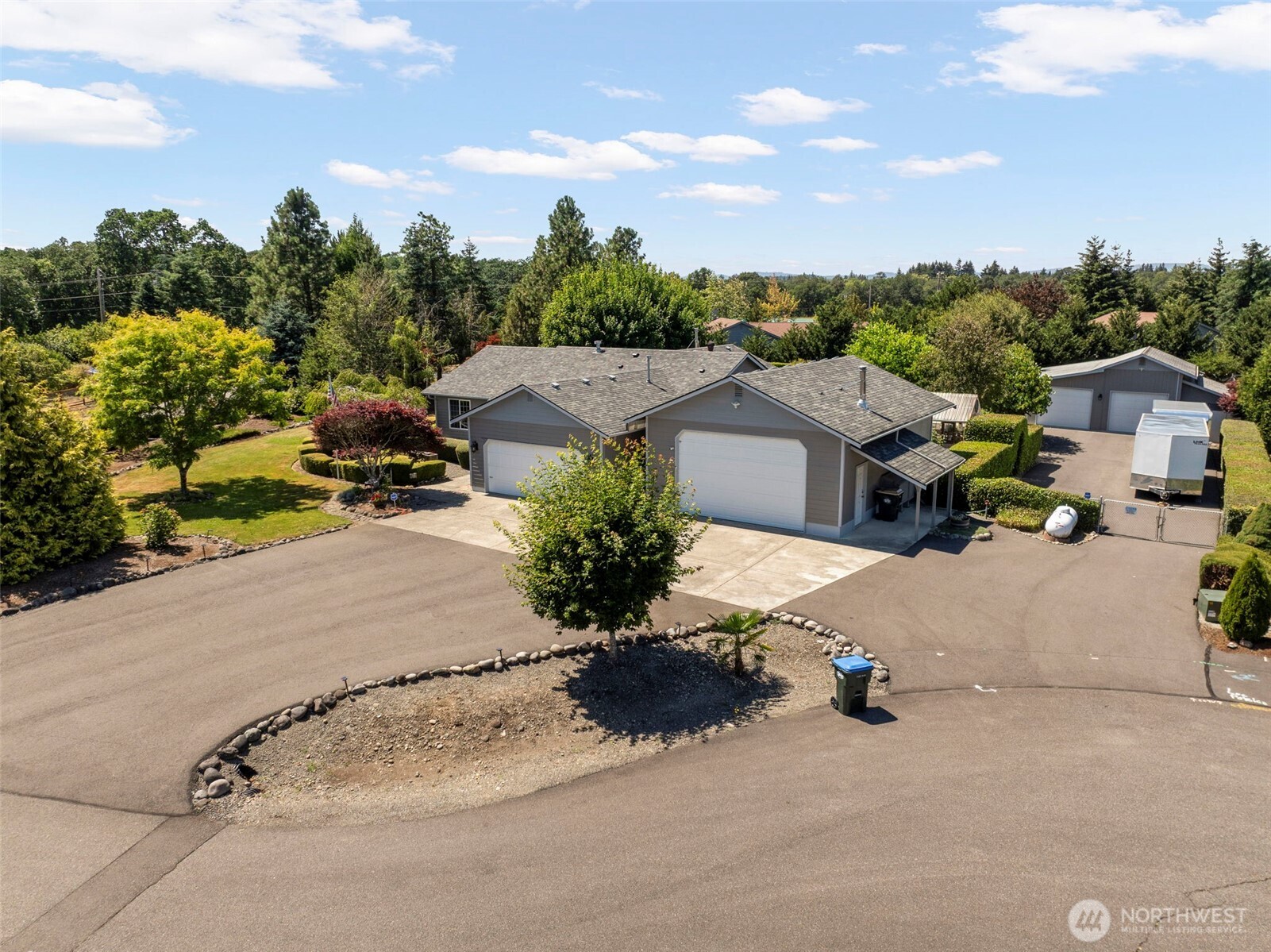 17947 Reynoldson Court SW