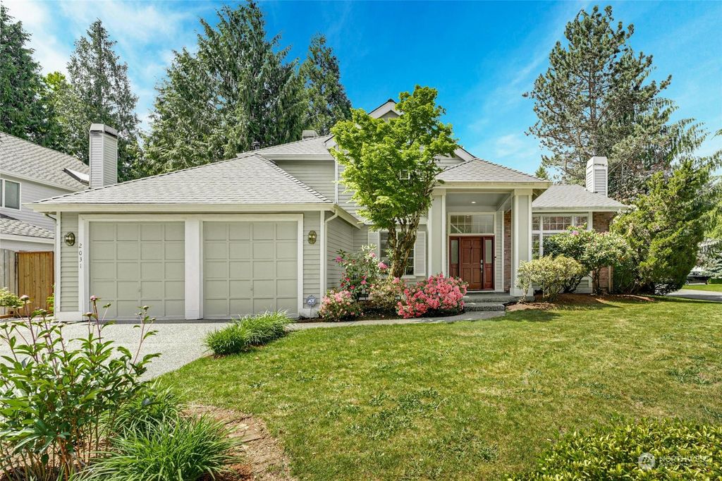 Photo of 2031 236th Avenue NE, Sammamish, WA 98074 (MLS # 2237215)