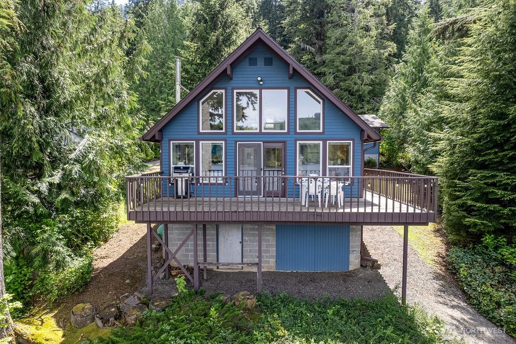 Photo of 34467 South Shore Drive, Mount Vernon, WA 98274 (MLS # 2530938)