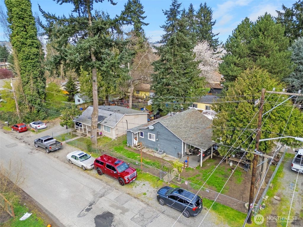 Photo of 3009 D Street SE, Auburn, WA 98002 (MLS # 2503288)