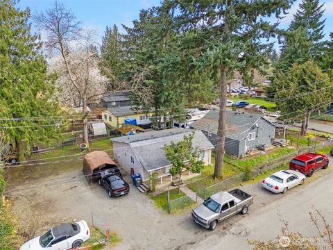 Photo of 3009 D Street SE, Auburn, WA 98002 (MLS # 2503288)