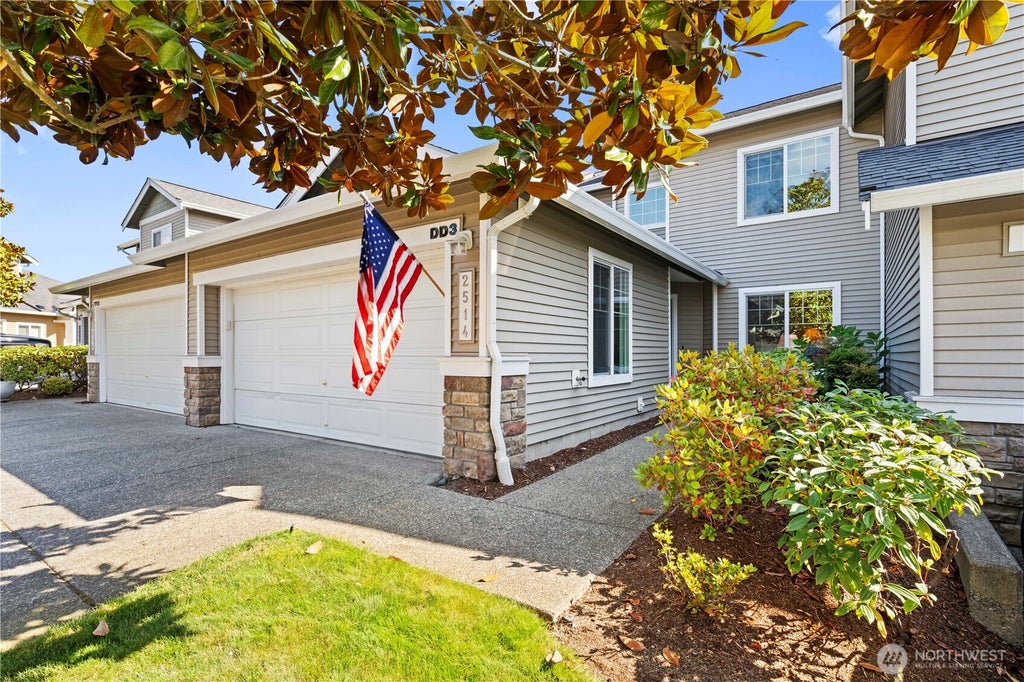 Photo of 2514 85th Drive NE #DD3, Lake Stevens, WA 98258 (MLS # 2589049)