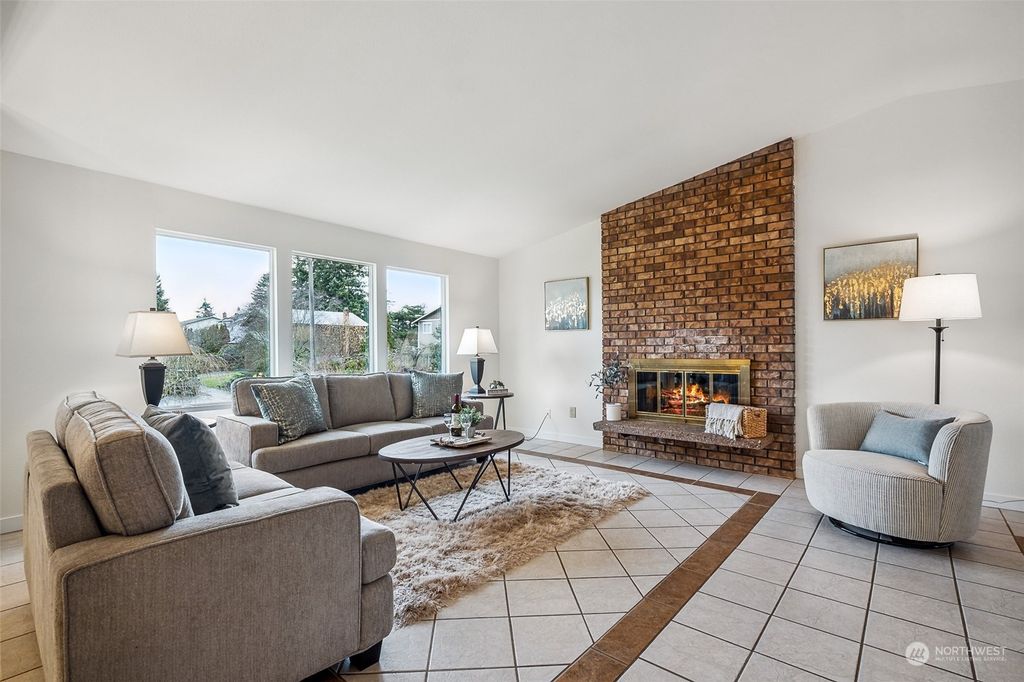 Photo of 14425 SE 275th Place, Kent, WA 98042 (MLS # 2190975)