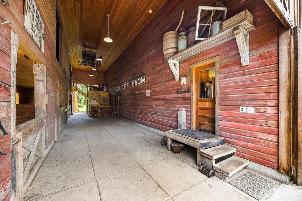 Photo of 19529 17th Drive NE, Arlington, WA 98223 (MLS # 2504168)