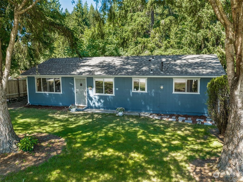 Photo of 21002 NE 61st Street, Redmond, WA 98053 (MLS # 2045182)