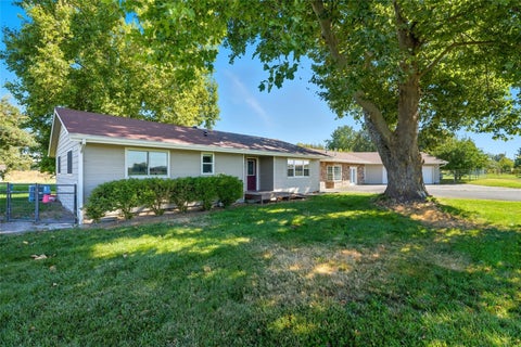 Photo of 85327 Highway 339, Milton-Freewater, OR 97862 (MLS # 2598293)