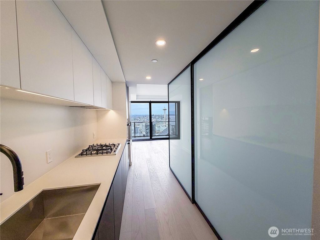 Photo of 300 Virginia Street #3812, Seattle, WA 98121 (MLS # 2497544)