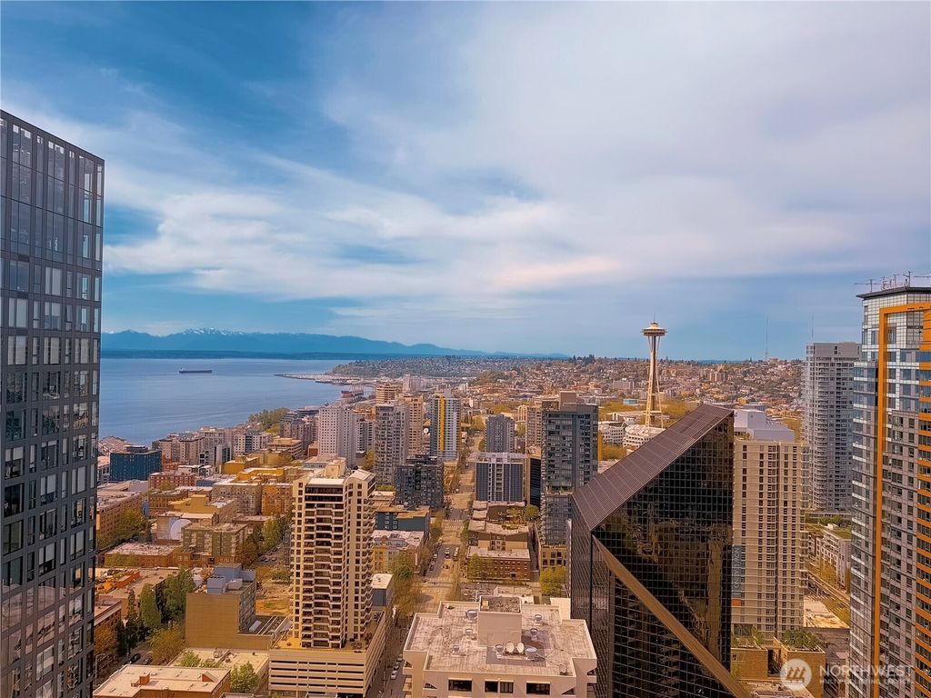 Photo of 300 Virginia Street #3812, Seattle, WA 98121 (MLS # 2497544)