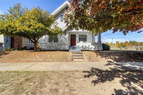 Photo of 527 E Oak Street, Walla Walla, WA 99362 (MLS # 2448934) Photo of 527 E Oak Street, Walla Walla, WA 99362 (MLS # 2448934)