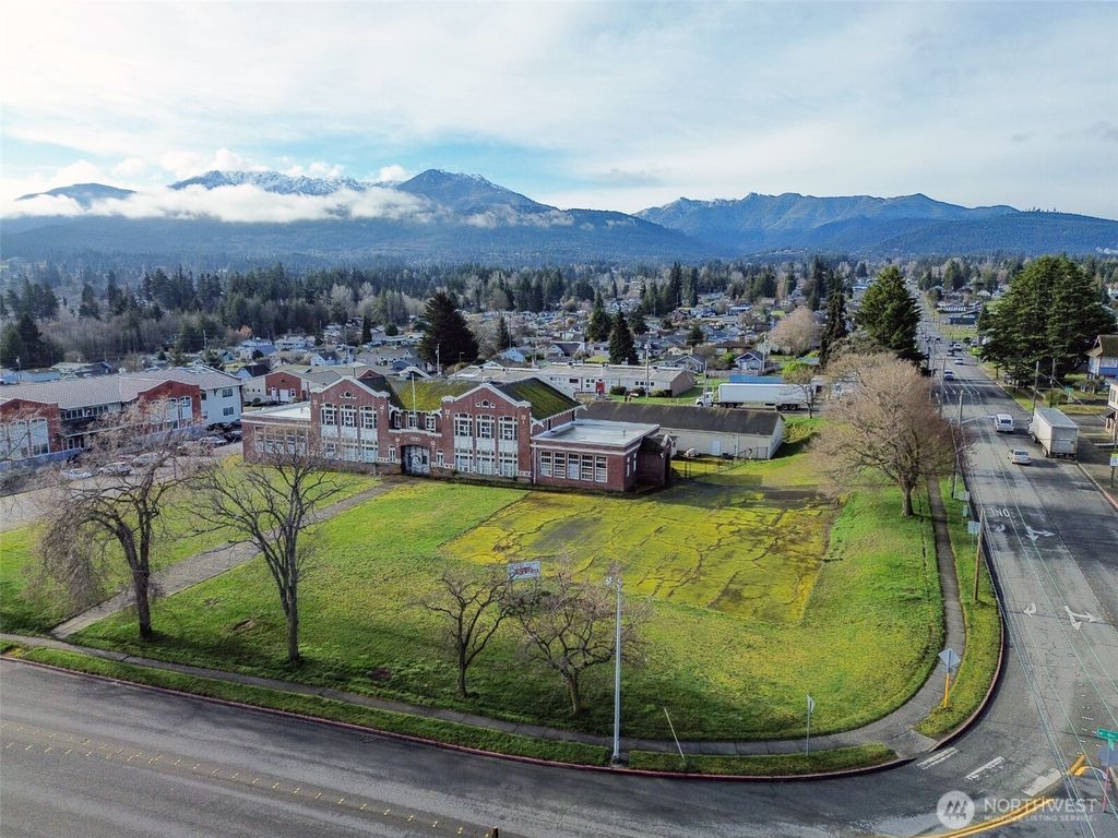 Photo of 9999 W Eighth Street Dr, Port Angeles, WA 98362 (MLS # 2492911)