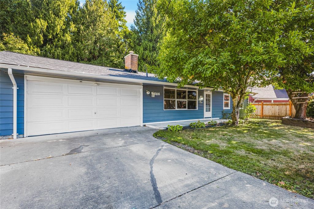 Photo of 806 26th Place SE, Auburn, WA 98002 (MLS # 2437065)