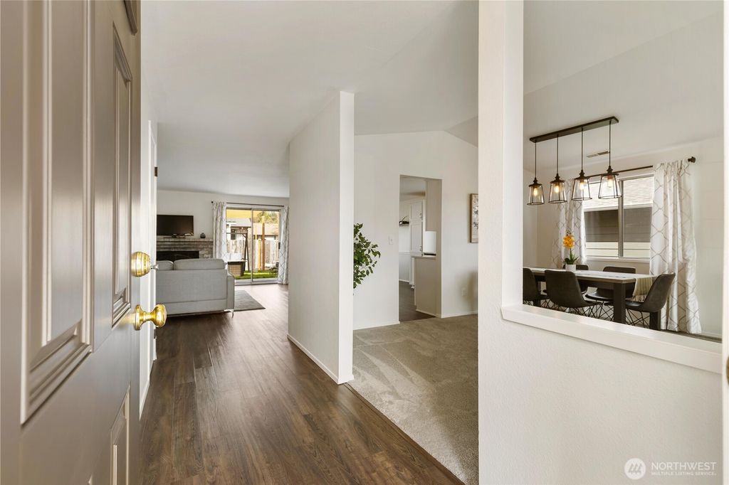 Photo of 2721 211th Place SW, Lynnwood, WA 98036 (MLS # 2505314)